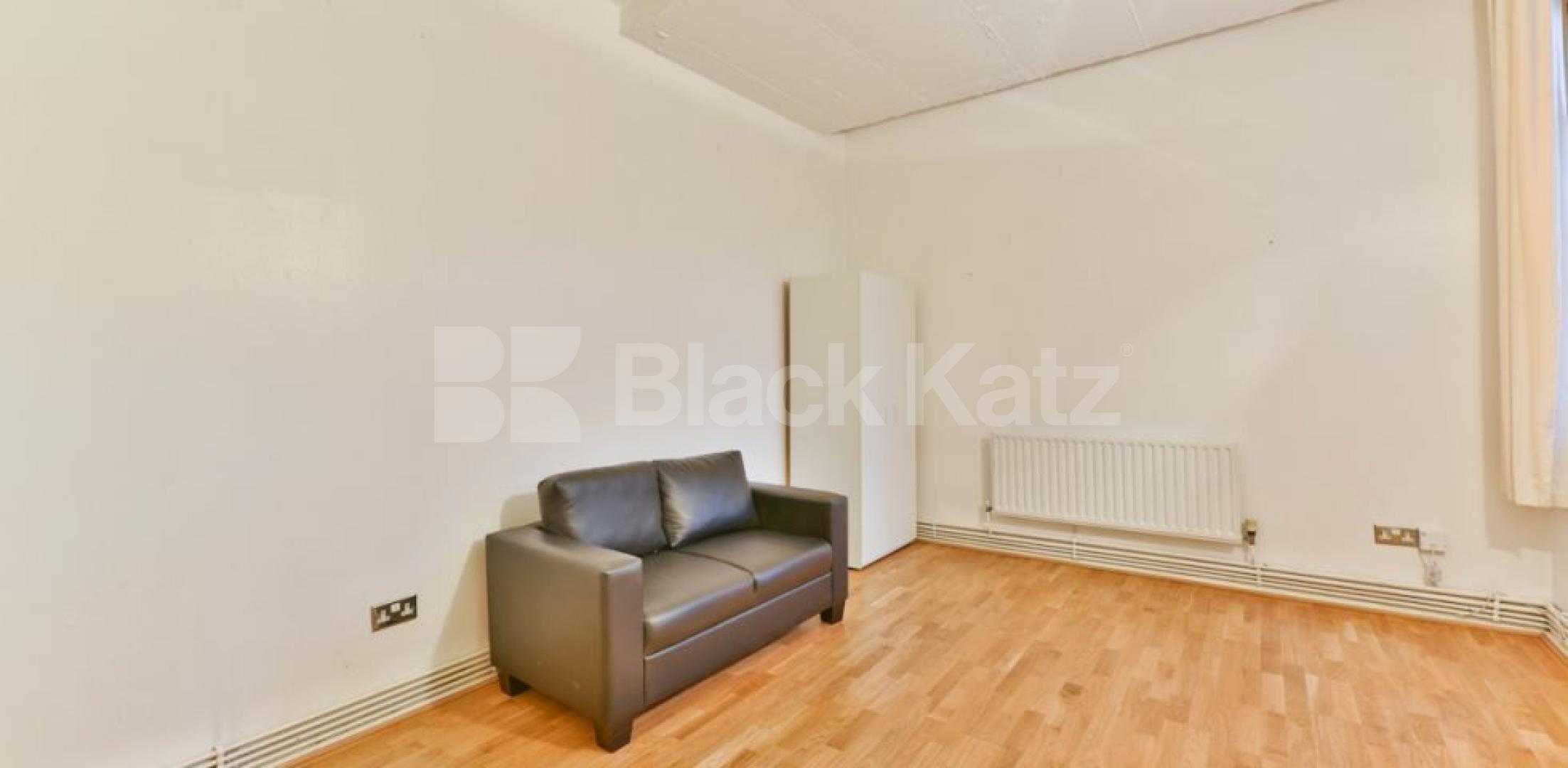 			NEW , 2 Bedroom, 1 bath, 1 reception Flat			 BRITANNIA LOFTS-BANNER STREET, CLERKENWELL-OLD STREET-SHOREDITCH